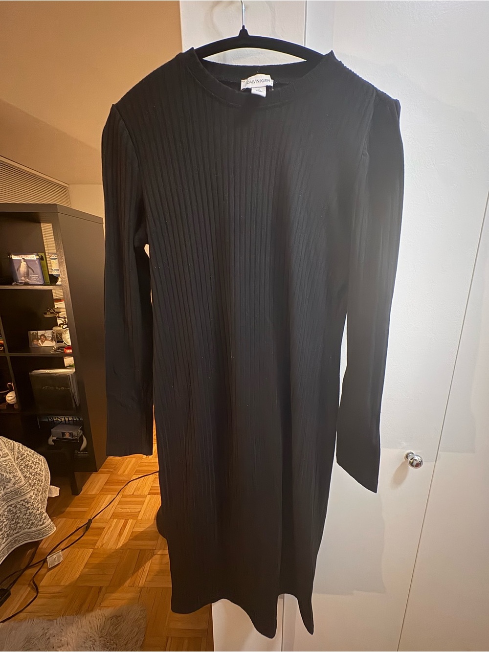 Black Long-Sleeve Ribbed Midi Dress